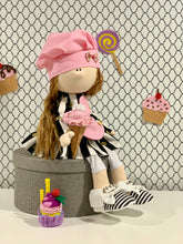 Load image into Gallery viewer, Claire 18.5&quot;/47cm Chef Doll
